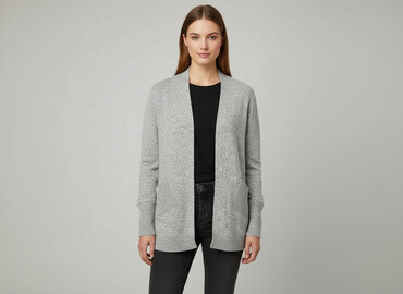 Swetry: Sweter damski, rozmiar M