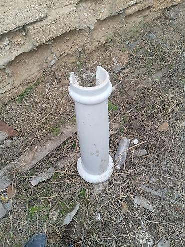 borular: Pilləli dayaqla komplekt keramik əl-üz yuyan lavabosu - Material — 2