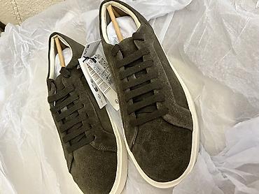 green witch: Zara KHAKI GREEN Leather Trainers

41 SİZE — 6