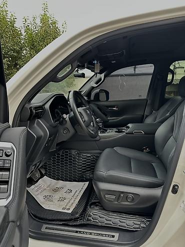 lend cruizer: Toyota Land Cruiser: 2022 г., 3.5 л, Автомат, Бензин, Внедорожник — 8
