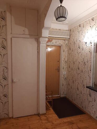bakıxanov residence satilan evler: Баку, Пос. Бакиханов, 3 комнаты, Вторичка, м. Нефтчиляр, 70 м²