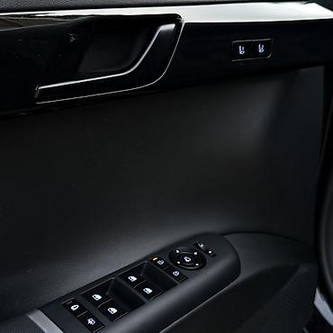 grander: Hyundai Grandeur: 2023 г., 1.6 л, Автомат, Гибрид, Седан — 8