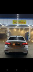 Hyundai: Hyundai Accent: 1.6 l | 2018 il Sedan — 2