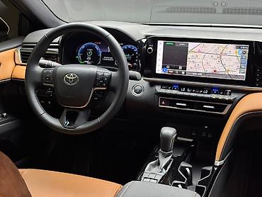 спойлер на камри 55: Toyota Camry: 2024 г., Гибрид, Седан — 5