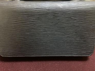 Aksesuarlar: Satılır Louis Vuitton Epi model əl çantası (clutch). ✔️ Alınıb, lakin — 1