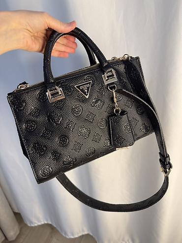 Guess . Modelinin adı:Cresidia status satchel. Orijinaldır. Öz lalafo.az -da Guess . Modelinin adı:Cresidia status satchel. Orijinaldır. Öz