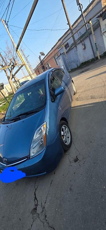 prius 20 spoiler: Toyota Prius (2-ci nəsil) hibrid hetçbek - Rəng: mavi - Kuzov: 5 — 6