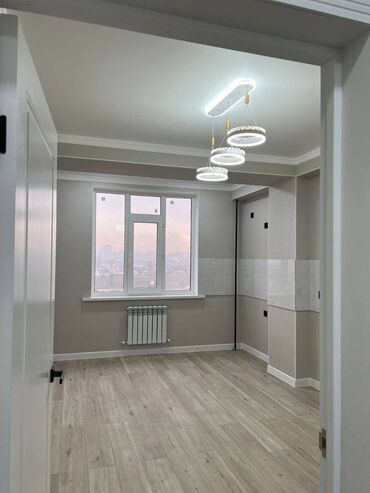 1 комнатная элитка: Продается 1 комнатная (40 м²) квартира. В районе Ошского рынка