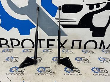 скания 420: Амортизатор инструментального ящика (Бамбалюка) Volvo FH12 fh12.380 — 3