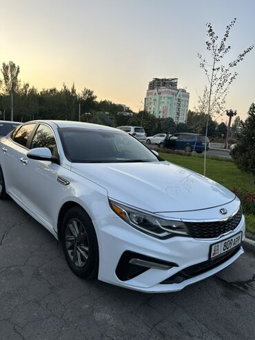 авто гаражное хранение: Kia Optima: 2019 г., Седан