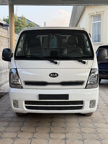 бонго: Kia BONGO: 2021 г., 2.4 л, Механика, Газ, Пикап — 1