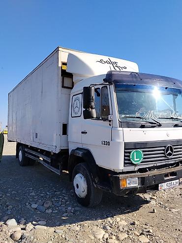 Грузовик, Mercedes-Benz, Стандарт, 7 т, Б/у