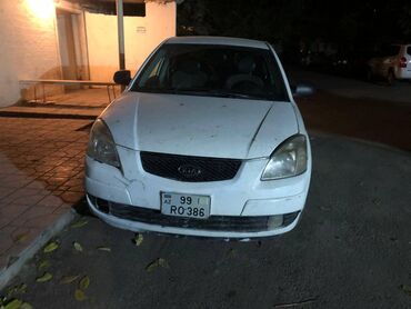 Kia: Kia Rio: 1.5 l | 2007 il Sedan