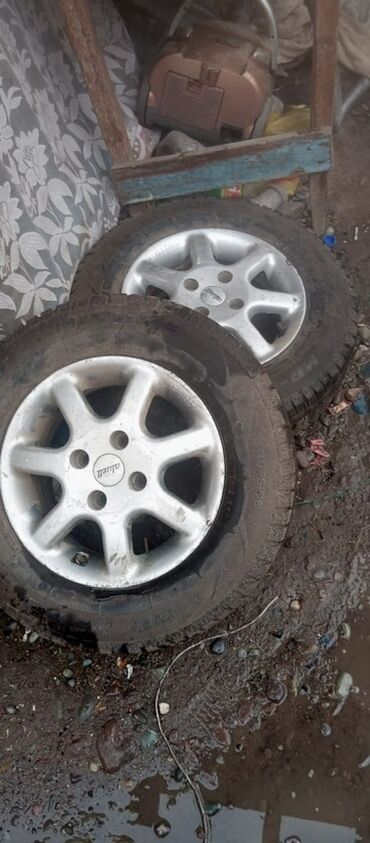 21 стиль диска: Колеса в сборе 185 / 70 / R 13, Зима, Пара, Литые, отверстий - 4