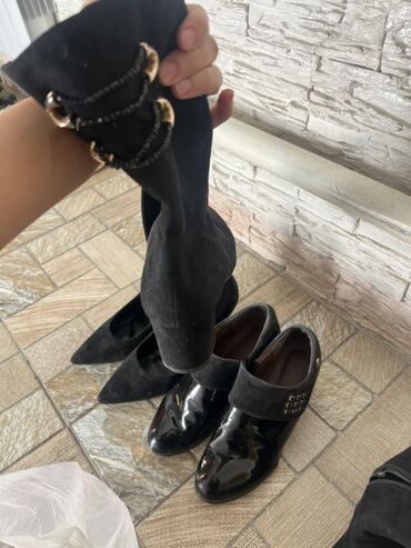 туфли покрытой лаком: Женская обувь, комплект из 3 пар (черный цвет):37 размера каждый пара