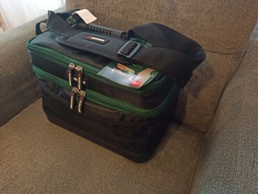 Ostali pribor i dodaci za alate: Nova termo torba sa dve unutrašnje pregrade i jakim plastičnim dnom na lalafo.rs — 4 Ostali pribor i dodaci za alate: Nova termo torba sa dve unutrašnje pregrade i jakim plastičnim dnom — 4