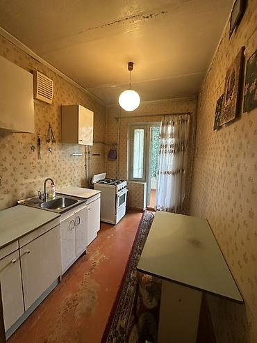 Продажа квартир: 3 комнаты, 70 м², 107 серия, 3 этаж, Старый ремонт at lalafo.kg — 5 Продажа квартир: 3 комнаты, 70 м², 107 серия, 3 этаж, Старый ремонт — 5