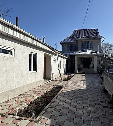 Продажа коттеджей и домов: Продаю частный двухэтажный дом в районе Кудайбергена! Площадь участка — 2