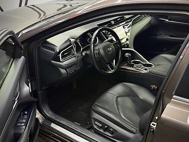 Toyota: Toyota Camry: 2020 г., 2.5 л, Автомат, Гибрид, Седан — 7