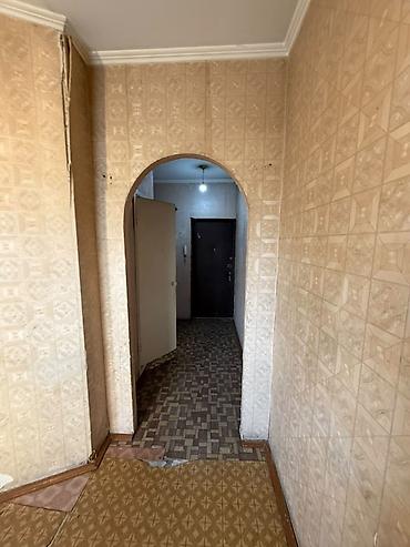 студенты: 1 комната, 35 м², 105 серия, 3 этаж, Требуется ремонт — 5