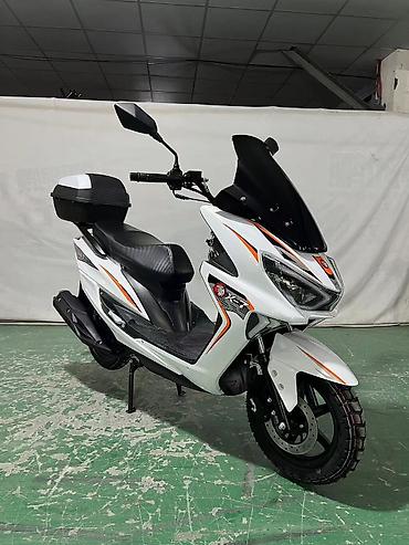 Скутеры: Тип скутера 150 куб. см, Бензин, Б/у — 7