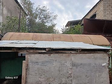 Будки, киоски: Metalkarkaslı mobil vaqon-buda (keçmiş işçi vaqonu) - Ölçü: təxminən — 4