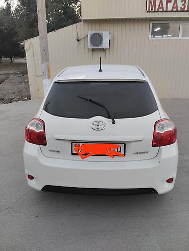 auris: Toyota Auris: 2010 г., 1.4 л, Механика, Дизель, Хэтчбэк — 2