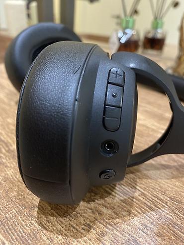 Qulaqcıqlar: JBL Tune 720 BTon-ear/over-ear simsiz qulaqlıq Xüsusiyyətlər: - JBL — 3