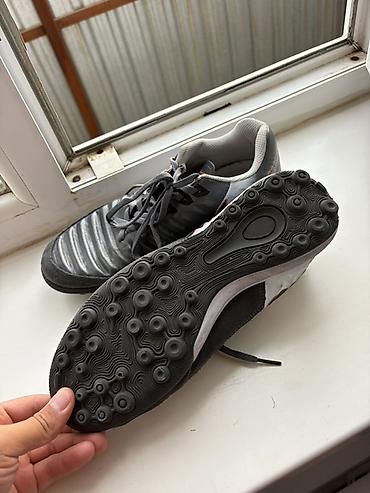 nike react: 41р одевал примерно 4 раза Причина продажи ( на размер большие они — 4