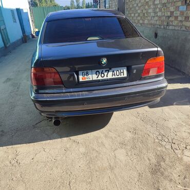 зеленый bmw: BMW 525: 1998 г., 2.5 л, Механика, Бензин