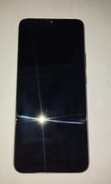 pc case: Смартфон Infinix Hot 10 Play - Экран: большой дисплей с каплевидным — 4
