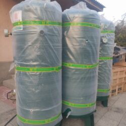 Компрессоры: Компрессор винтовой 5KW(220v) 850 литров в минуту 7.5KW 1100литров в — 14