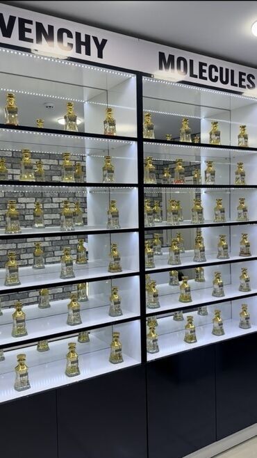 Rəf vitrinləri: Salam. Sizə yeni və yenidən fərqlənməyən bütün növ vitrinləri təklif — 8