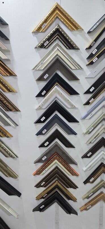 Зеркала: В наличии! Зеркало с тёмно-коричневой рамой, рамка ПВХ. Ширина рамки — 6