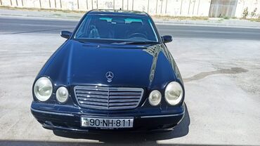 Mercedes-Benz: Mercedes-Benz E-Class W210 sedan - Kuzov: 4 qapılı sedan, qara rəng - — 3