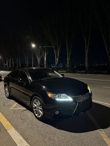 Lexus: Lexus ES: 2013 г., 2.5 л, Вариатор, Гибрид, Седан