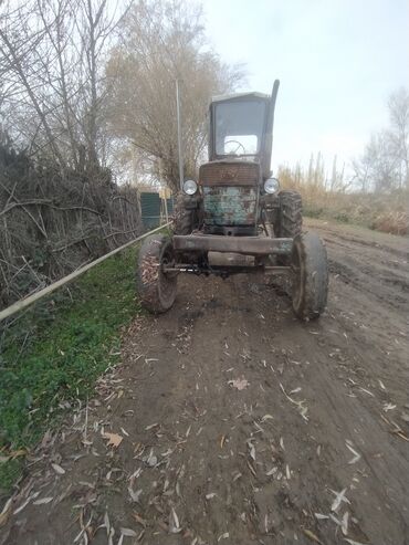 Traktorlar: Kənd təsərrüfatı üçün ikioxlu traktor qoşqusu - Konstruksiya: metal — 7