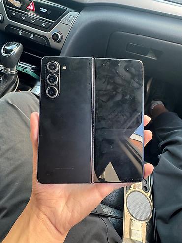 htc one: Samsung Galaxy Fold 5G, Б/у, 256 ГБ, цвет - Черный, 1 SIM, eSIM — 1