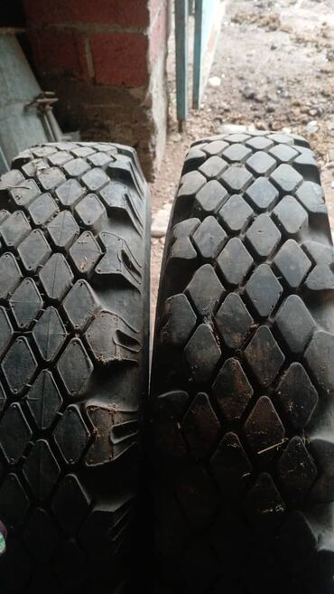 Шины: Предлагаются к продаже шины для различных видов техники. На — 54