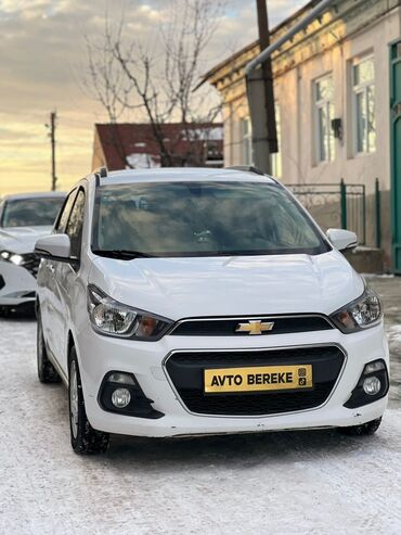 кожаный салон 124: Chevrolet Spark: 2017 г., 1 л, Автомат, Бензин, Хэтчбэк