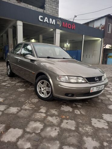 Opel: Opel Vectra: 1997 г., 1.8 л, Автомат, Бензин, Седан