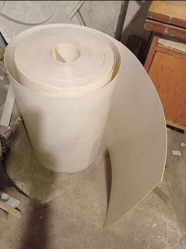 1 ton suyun qiymeti: Polistirol lövhə.Qalınlığı 1.7 mm. eni 50 sm.və 66 sm.-likdən