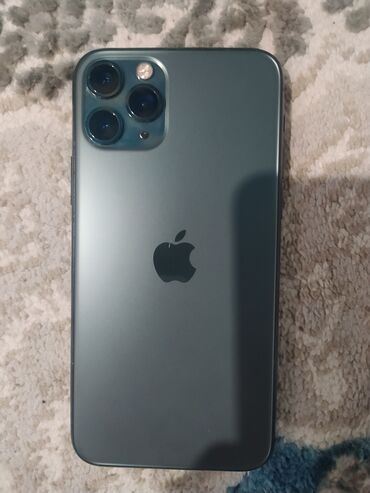 Apple iPhone: IPhone 11 Pro, Б/у, 256 ГБ, 67 %