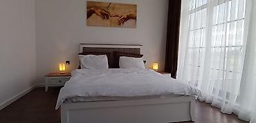 Həyət evləri və villaların satışı: Müasir memarlığa malik iki mərtəbəli villa. Geniş panoram pəncərələr — 15