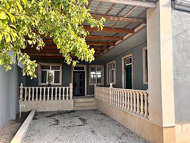 maştağa: Həyət evi – geniş həyət və üstüörtülü eyvan - Tam hasarlı, dəmir — 1