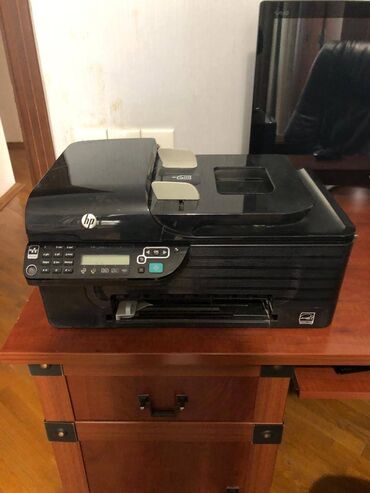 printer: Printer, Skaner, faks, 3-ü 1-ində, HP firması, köç vaxtı adaptoru