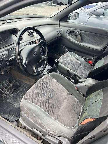 Mazda: Mazda 626: 1992 г., 2.5 л, Механика, Бензин, Седан — 8