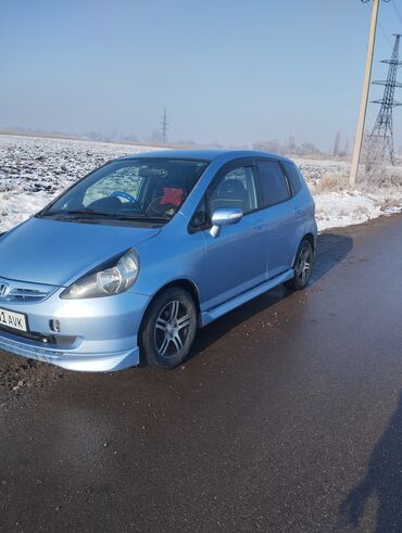 Honda: Honda Fit: 2002 г., 1.3 л, Вариатор, Бензин, Хэтчбэк — 3