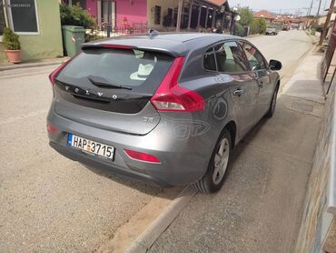 Οχήματα: Volvo V40: | 2015 έ. | 244000 km. Χάτσμπακ