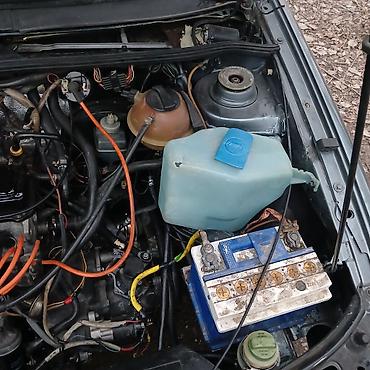 Volkswagen: Volkswagen Passat: 1988 г., 1.8 л, Механика, Бензин, Седан — 9